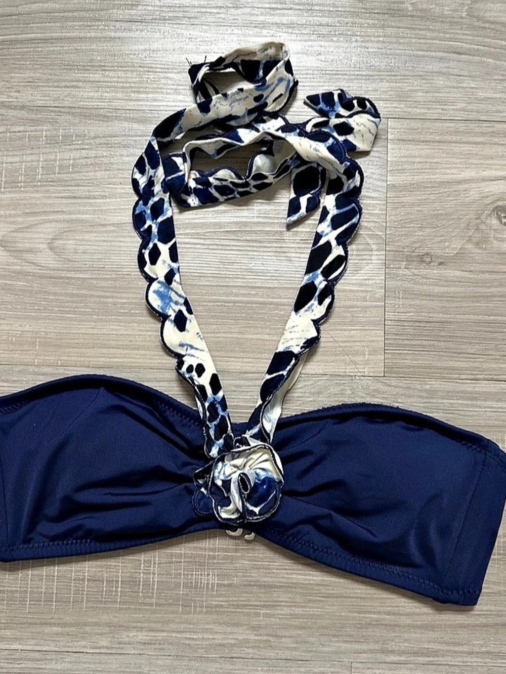 BECCA by Rebecca Virtue Blue & White Bikini Top Size Small